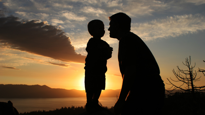 Hebron Costa Cruz de Oliveira mostra como a paternidade amplia o senso de responsabilidade, humanidade e propósito no exercício do Direito.