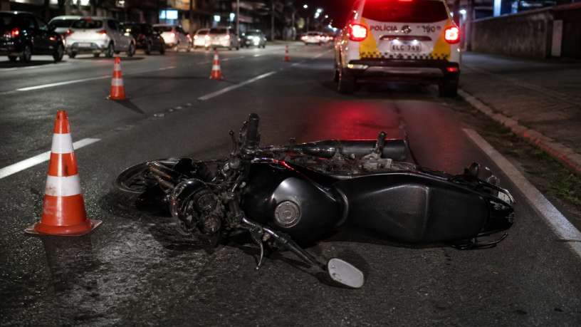 Acidente de moto em Jacareí reacende alerta sobre segurança e imprudência no trânsito
